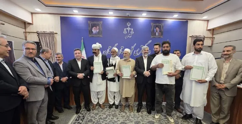 رفع معضلات دیرینه ثبتی گلستان با صدور و تحویل هزاران سند مالکیت/ از تعیین تکلیف پرونده‌های ۲۰ ساله تا تثبیت مالکیت اراضی عمومی و دستگاه‌های اجرایی