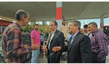بازدید فرماندار بیجار از روند عرضه سوخت در جایگاه‌های این شهرستان
