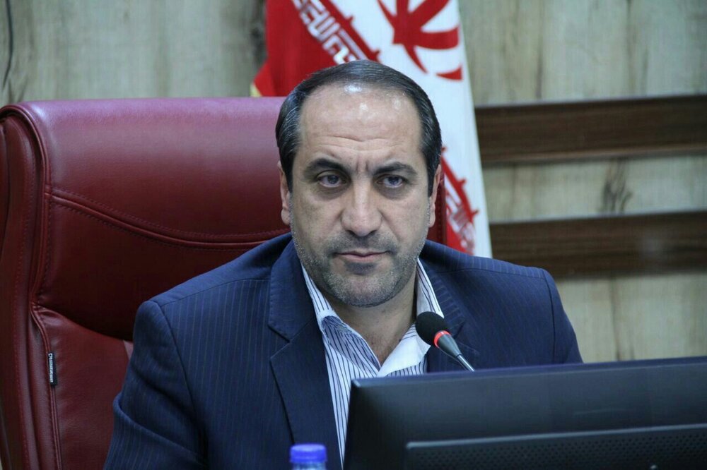 دهاقان قطب کشاورزی گلخانه‌ای استان اصفهان است