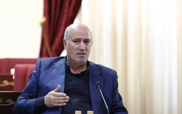 مهدی تاج: برخی کشورها برای تعلیق فوتبال ایران تلاش میکنند/ شیطنت نکنید و به فیفا آتو ندهید