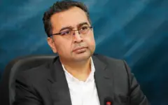 تأمین زمین مسکن در "لنجان" نباید سال‌ها به طول بینجامد
