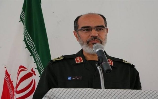 گشایش نمایشگاه فرهنگی هنری هفته دفاع مقدس در تبریز