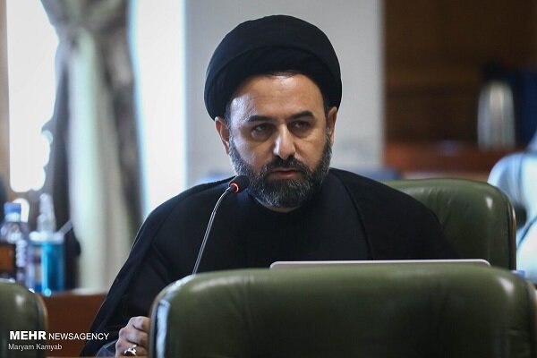 آقامیری: عزت و قدرت امروز ایران، یادگار ایستادگی و جانفشانی شهداست