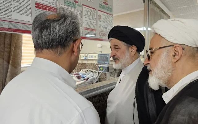 عیادت مشاور رئیس‌جمهور در امور روحانیت از آیت‌الله العظمی شبیری زنجانی