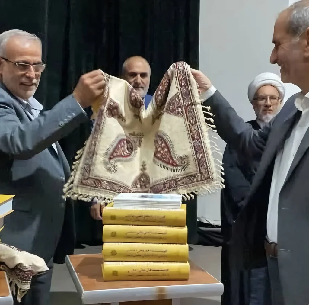 رونمایی از سه کتاب خاندانشناسی در زنجان، تلاشی برای تکمیل پازلهای تاریخ