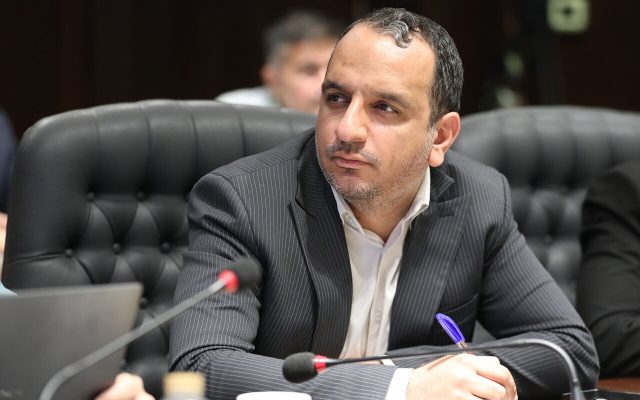 عضو هیئت‌رئیسه کمیسیون انرژی: واشنگتن قمار کرد، مردم جهان تاوان دادند/ کاخ سفید نمی‌تواند واقعیت میدانی تنگه هرمز را پنهان کند