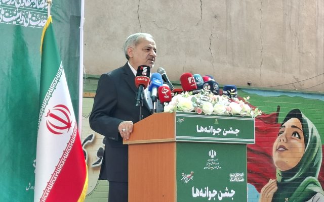 مهر متفاوتی را بدون رهبر و فرمانده شهید آغاز می‌کنیم