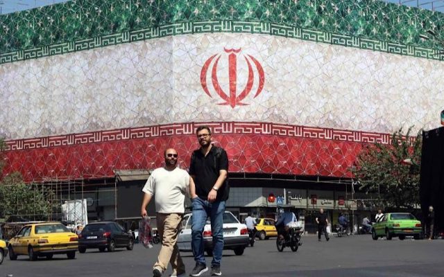 پرچم ایران، امانت نسل‌ها و نماد هویت تمدنی ملت است