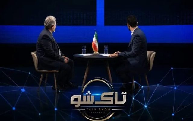 اینکه هنرمندان در مصاحبه ها به جای پرداختن به مسائل هنری، پته یکدیگر را روی آب بریزند و دعوای خود را علنی کنند چه سودی برای مخاطب دارد؟