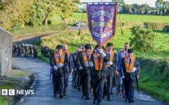 Police block Orange Order from controversial parade route