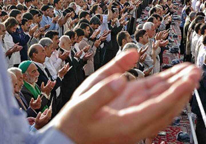 امام جمعه اصفهان: برداشت «تعطیلی حجاب» از پیام رهبری نادرست است/ ایرانی‌ها قیام کرده‌اند؛ آمریکا از منطقه خارج خواهد شد