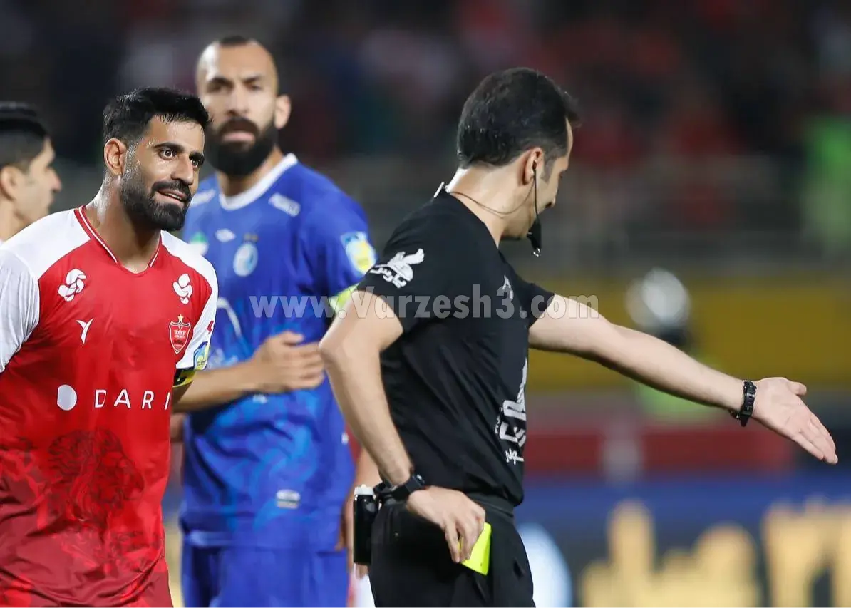 قرمزها نیز معترض شدند؛/ ادعای پرسپولیس: پنالتی قطعی ما سوخت!