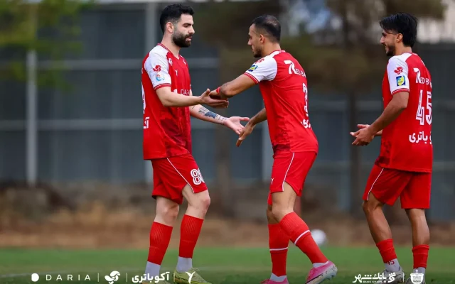 دو نفر هم از تیم رقیب آمدند؛/ شکست عجیب پرسپولیس با 9 بازیکن!