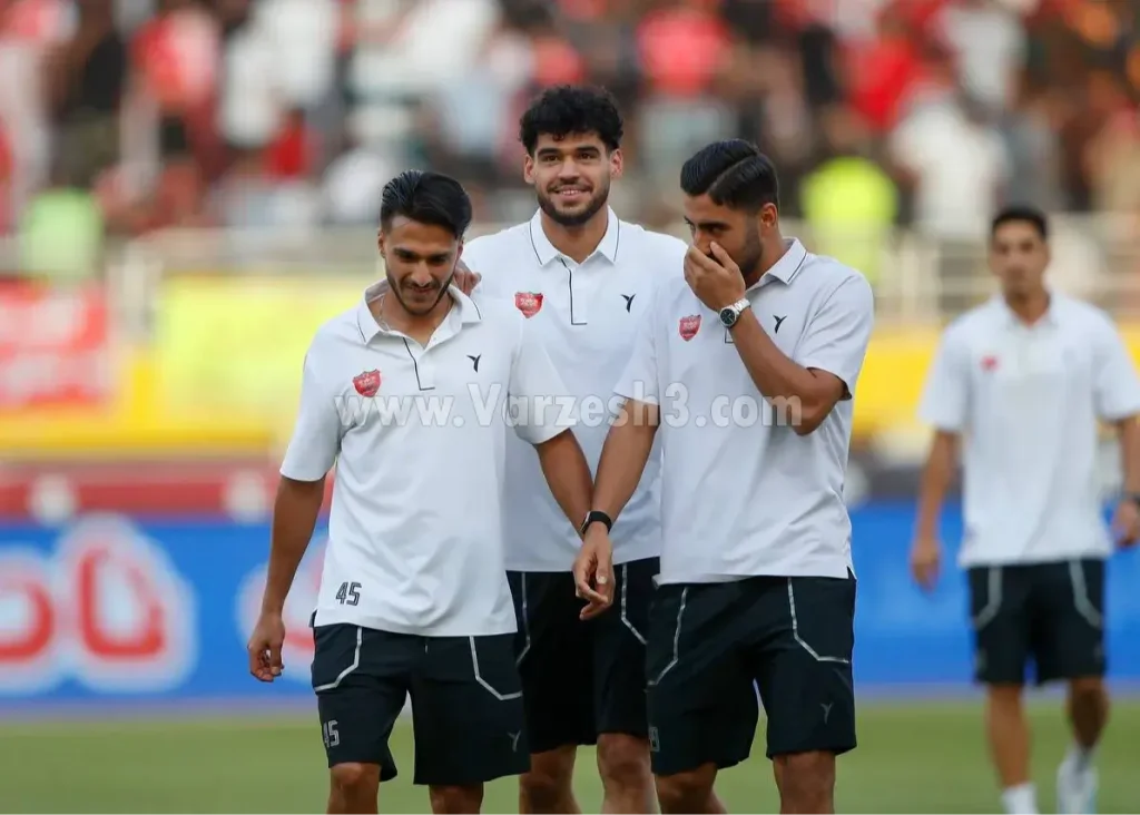 نیمکت پرستاره پرسپولیس با 11 بازیکن
