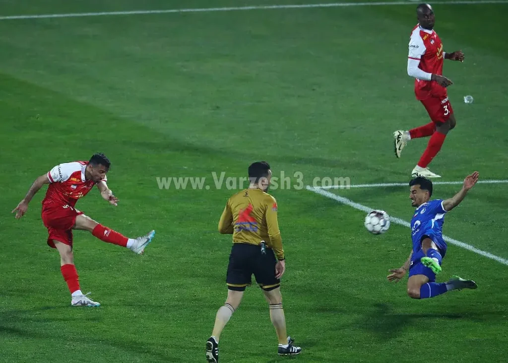 بیست بازی بدون شکست با چهار سرمربی / پرسپولس در آستانه تاریخی‌ترین رکورد دربی‌ها