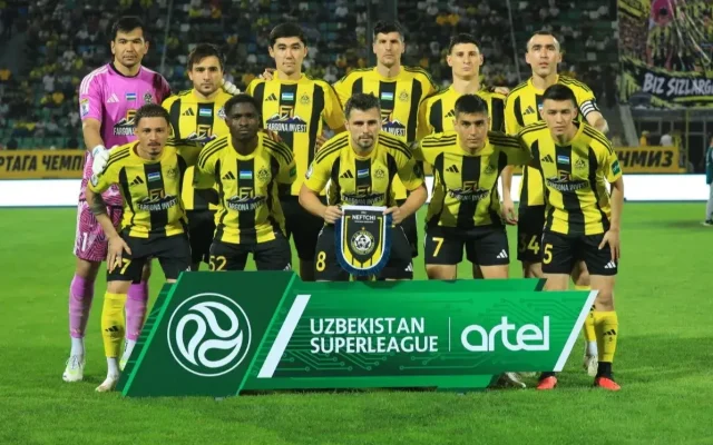 صدرنشینی حریف استقلال و تراکتور قبل از نخبگان