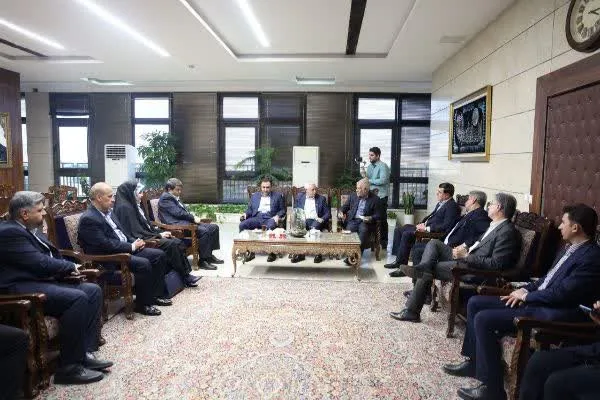 توسعه گردشگری و صنایع‌دستی نیازمند برنامه‌ریزی هدفمند و مشارکت بخش خصوصی است