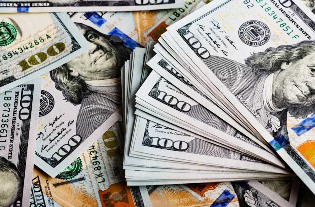 از معافیت ۳۰۰۰ دلاری کیش تا خودروهای لوکس؛ دوگانگی در سیاست ارزی؟