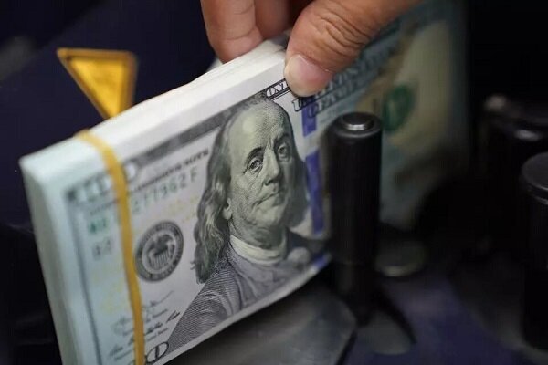 دستیار ارزی رئیس کل بانک مرکزی : ذخایر اسکناس ارز به استاندارد رسید