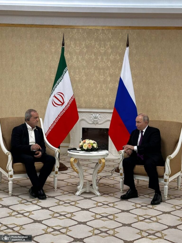 پزشکیان و پوتین بر توسعه همکاری‌های اقتصادی و راهبردی ایران و روسیه تأکید کردند