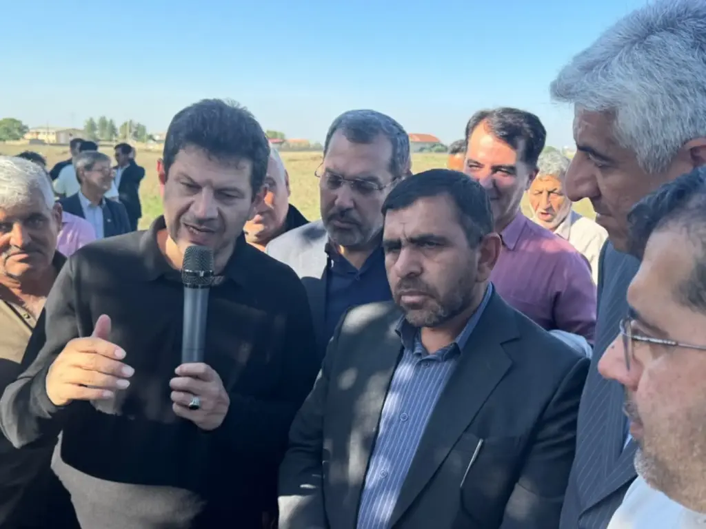 بررسی میدانی مطالبات مردم شهر جدید ینقاق با حضور معاون عمرانی استاندار