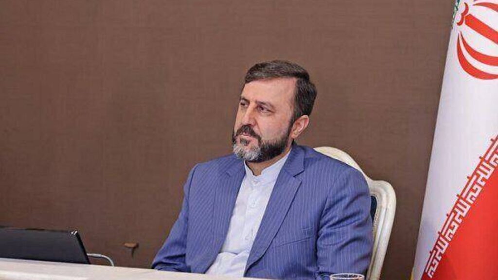 غریبآبادی: ایران هم برای دیپلماسی و هم برای دفاع از کشور آماده است