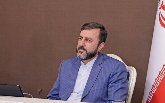 غریب‌آبادی: ایران هم برای دیپلماسی و هم برای دفاع از کشور آماده است