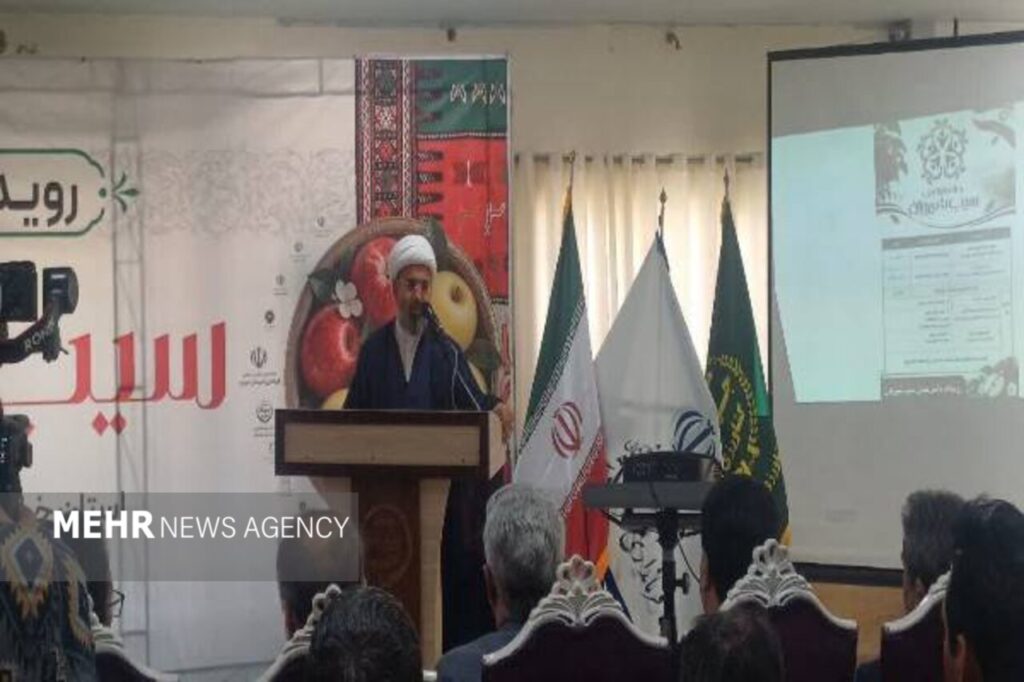 مهرپویان: حمایت از باغداران زمینهساز رونق اقتصاد شیروان است