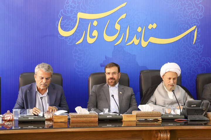 جشنواره ورزش‌های زمستانی سپیدان؛ پیشران نشاط اجتماعی و رونق اقتصادی