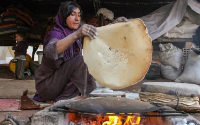 ذخیره آرد و سوخت در مناطق صعبالعبور الیگودرز؛ آمادهباش ۹ اکیپ راهداری برای فصل بارشها