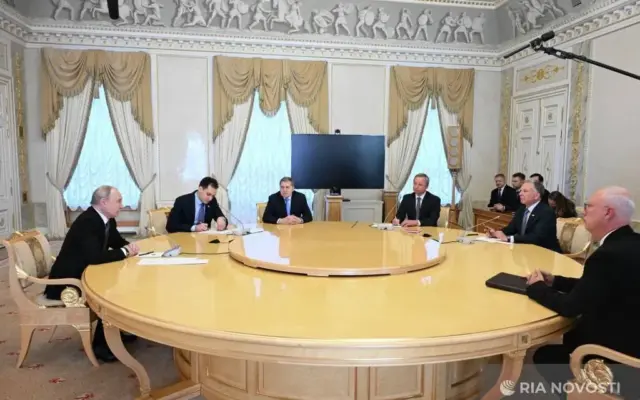 پوتین در دیدار با ویتکاف: مایلم از ارزیابیها درباره موضوع مربوط به ایران مطلع شوم