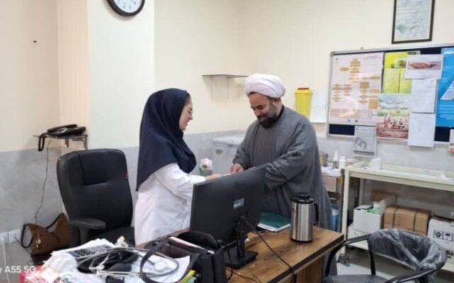 انتقاد امام جمعه سیراف از کمبود امکانات درمانی شیرینو