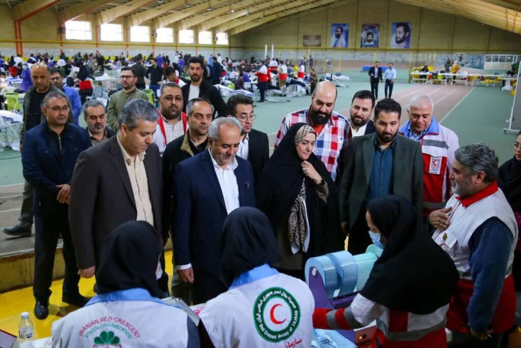 سرمست: از گسترش خدمات دندانپزشکی به اقشار کم‌برخوردار حمایت می‌کنیم