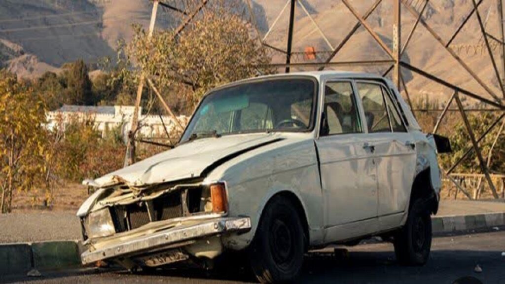 آغاز جمع‌آوری خودروهای رهاشده در سطح شهر قم
