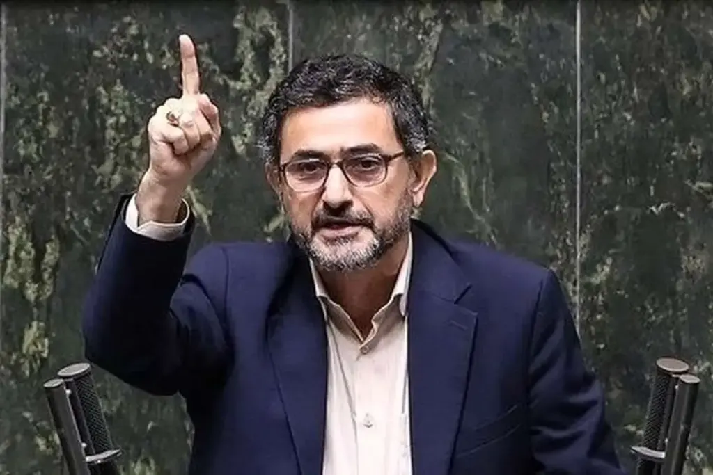 عضو کمیسیون امنیت ملی مجلس: رهبر انقلاب به صداوسیما تذکر داده است