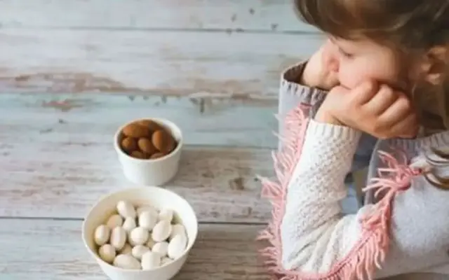 فواید بادام برای سرماخوردگی کودکان