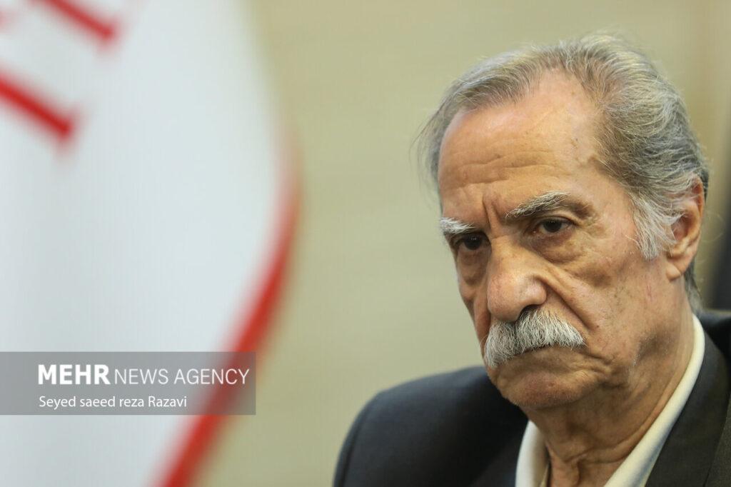 گوشی سرقت‌شده سیاوش طهمورث به او بازگردانده شد