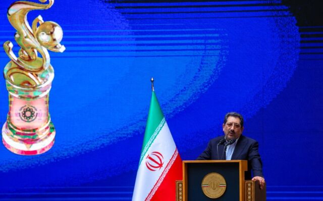 ضرورت تسهیل مقررات صادراتی و تشکیل شورای عالی صادرات غیرنفتی برای رفع موانع تجارت