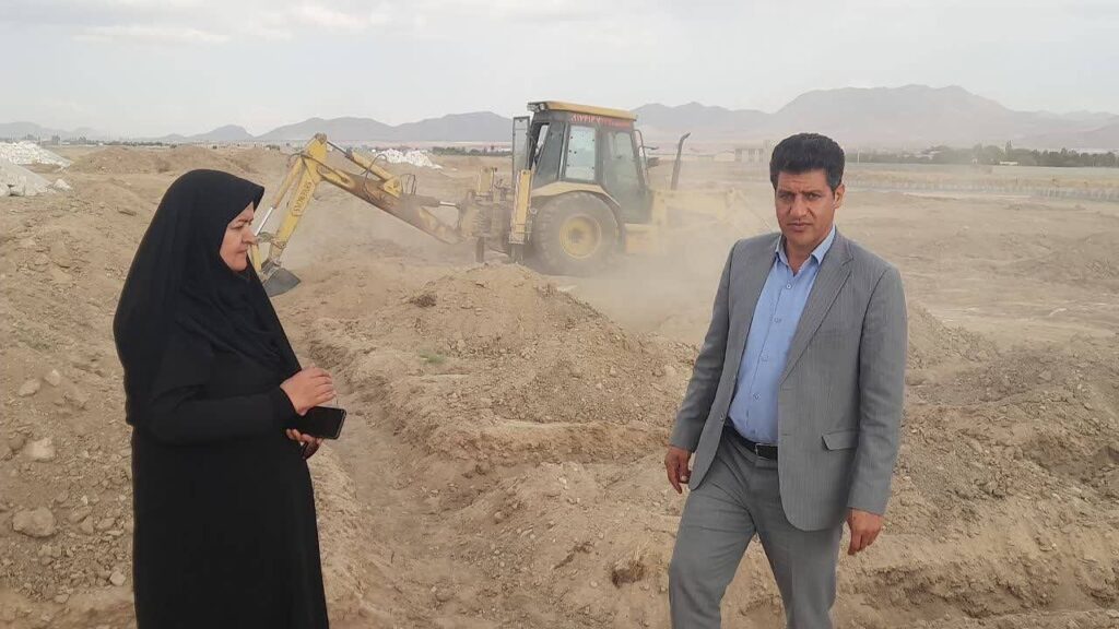 بررسی روند اجرای طرح ۴۰واحدی «خانه امید» در صفاشهر فارس