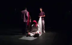 سلطانی: جشنواره تئاتر مقاومت هنر را به میان مردم می‌برد/ «موج آخر»؛ روایت چهار ساعت سرنوشت‌ساز ناو دنا
