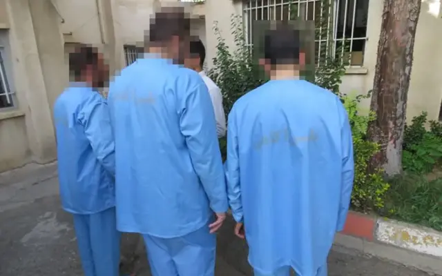 اعضای باند سرقت منزل با ماسک دستگیر شدند