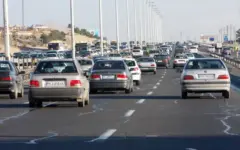 جاده‌های پایتخت ترافیکی است