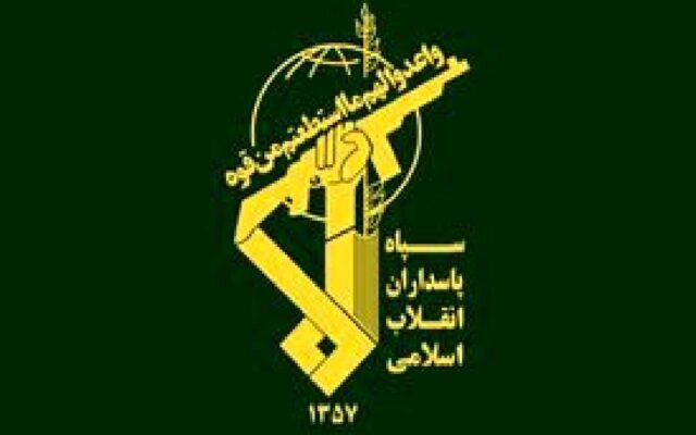 سپاه از غرق شدن یک کشتی در تنگه هرمز خبر داد+ فیلم