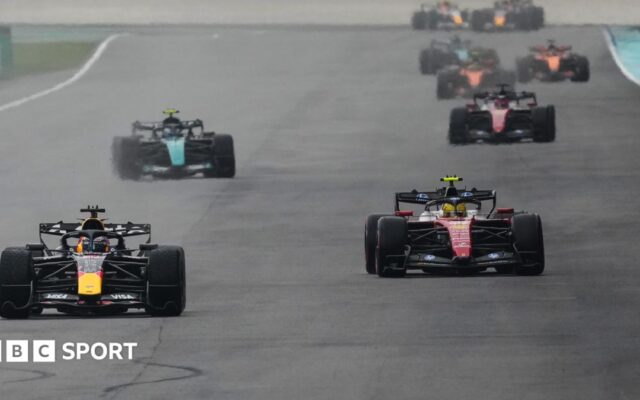 F1 needs to have hard look at itself - Sainz