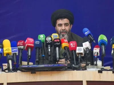 مؤمنی: دهم مهرماه ۱۴۰۵ روزی تاریخی برای مردم البرز بود