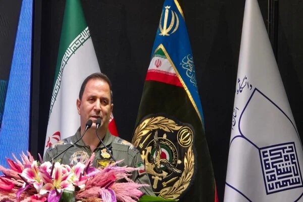 رحمانی: ارتش حتی در میدان جنگ سازندگی را متوقف نکرد