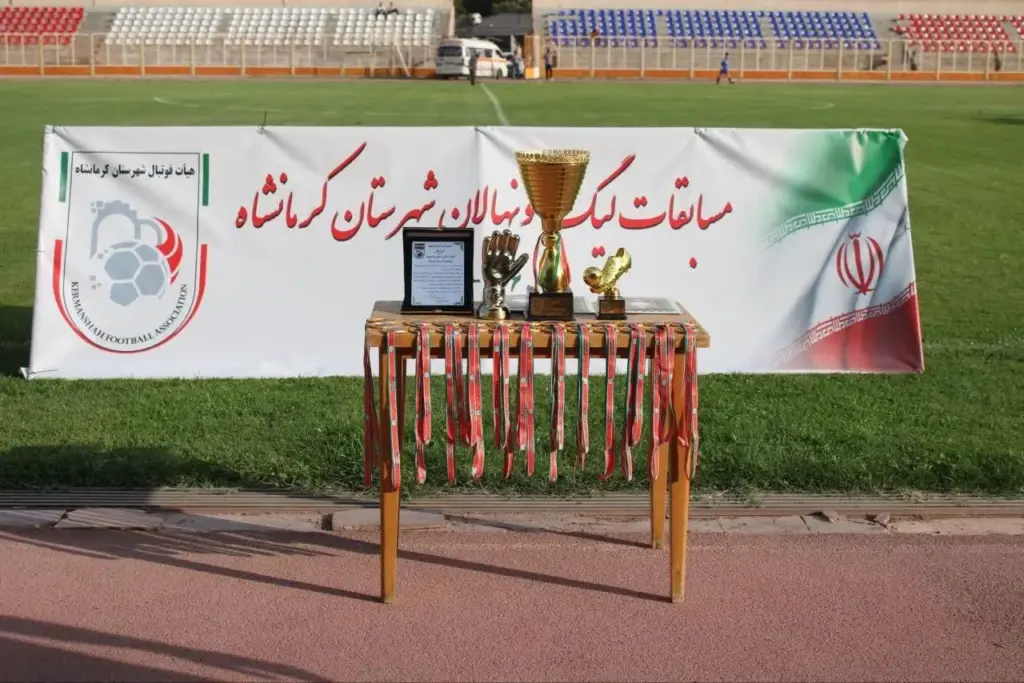 کیامهر قهرمان لیگ فوتبال نونهالان شهرستان کرمانشاه شد