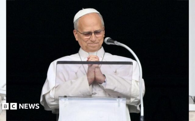 Pope Leo XIV thanks wellwishers in first event after cancer surgery