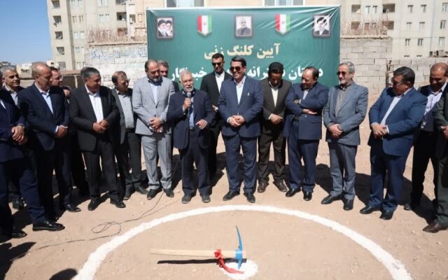 کرمان با قلم خبرنگاران مدرسه میسازد