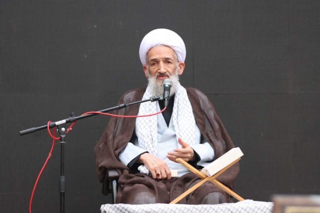 مکتب فاطمی الگویی برای تربیت نسل جوان و تعالی خانواده‌ها است